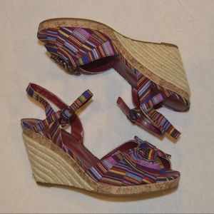 Cliffs by White Mountain “Twist” Sandal